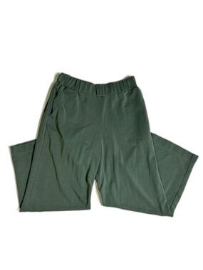 Ultra soft Relaxed Wide Leg Pants in Light Moss Green | XSmall
